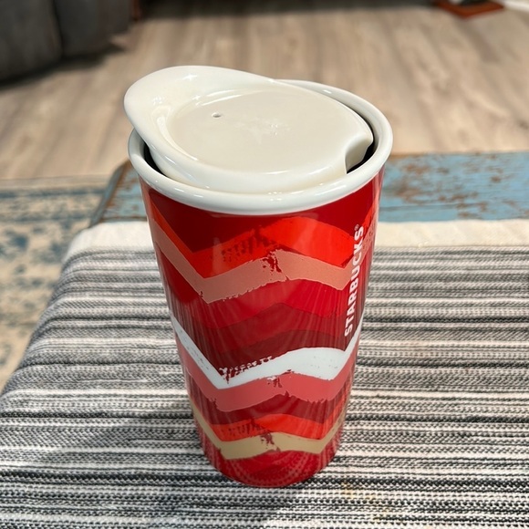 STARBUCKS 2014 Valentines Chevron Ceramic Travel Mug 10 OZ - Picture 1 of 6